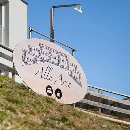 بيت ضيافة Turistico Alle Arce دوميج دي كادور