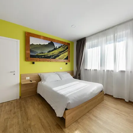 Turistico Alle Arce بيت ضيافة دوميج دي كادور